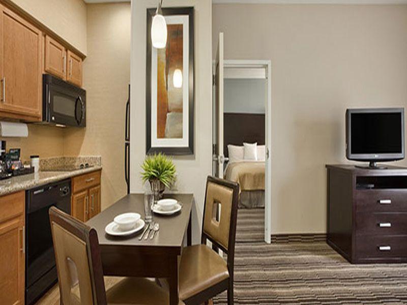 Homewood Suites By Hilton Holyoke-Springfield/North Exterior foto